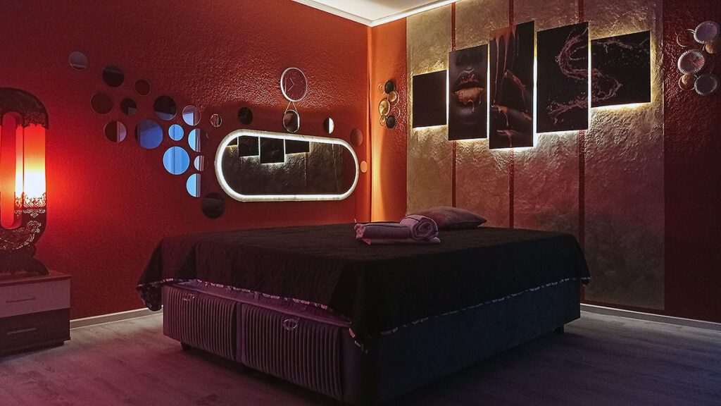 Erfahrene Masseurin bei Anabel Massagen Berlin-Spandau empfängt Gäste