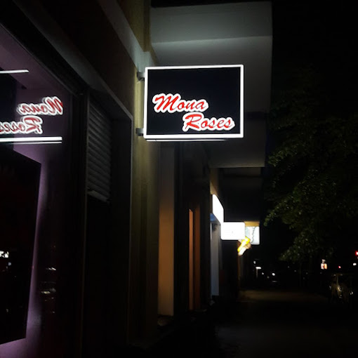 Mona Roses Berlin – etabliertes Bordell in Steglitz mit 24h-Öffnung, gemütlichem Ambiente, Tabledance und barrierefreiem Zugang am Hindenburgdamm 76.